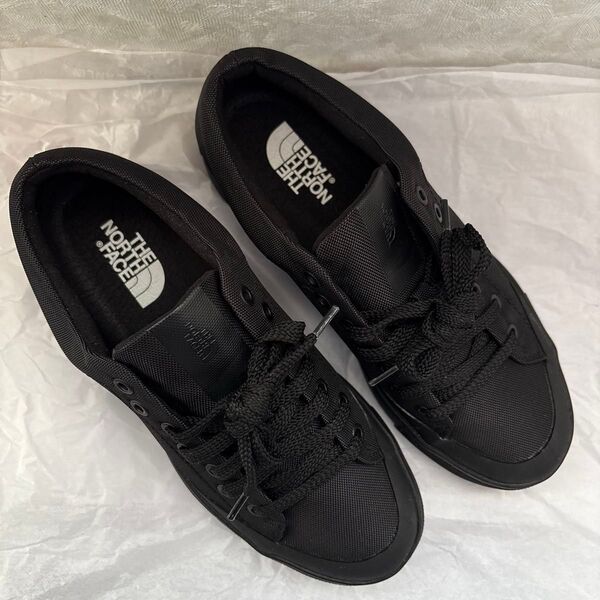 THE NORTH FACE*Shuttle Lace《ウォータープルーフ》スニーカー*ブラック 24cm ☆美品☆