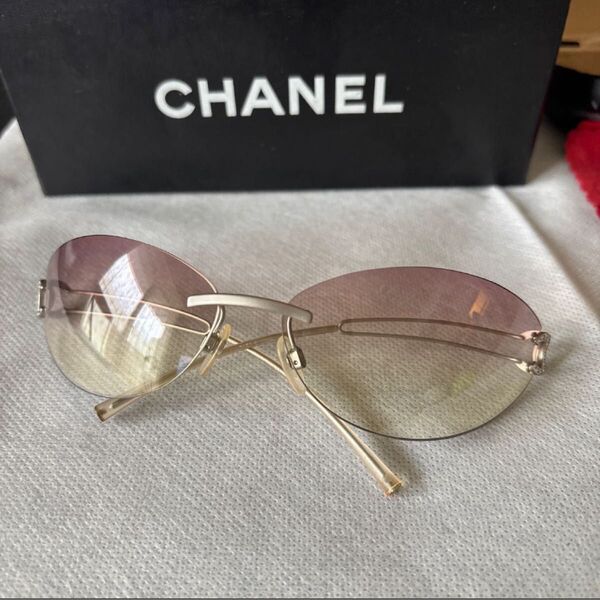 ★正規品★CHANELシャネル 度なしサングラス ココマーク ラインストーン★グラデーションレンズ★