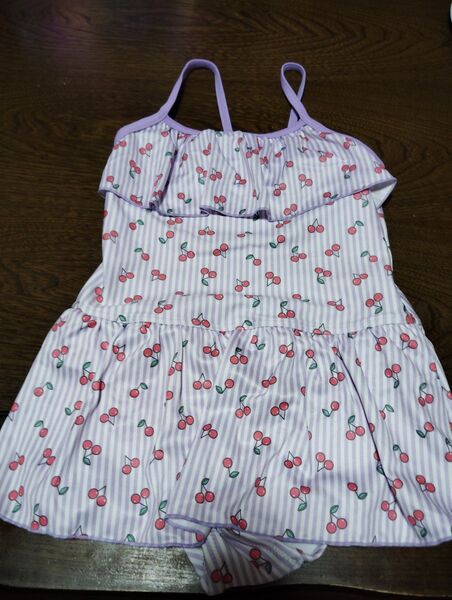 女の子用水着 さくらんぼ柄 130cm