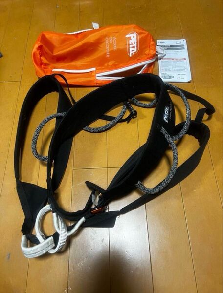 Petzl ハーネス Lサイズ 黒 ヒューロンドス ペツル HIRUNDOS