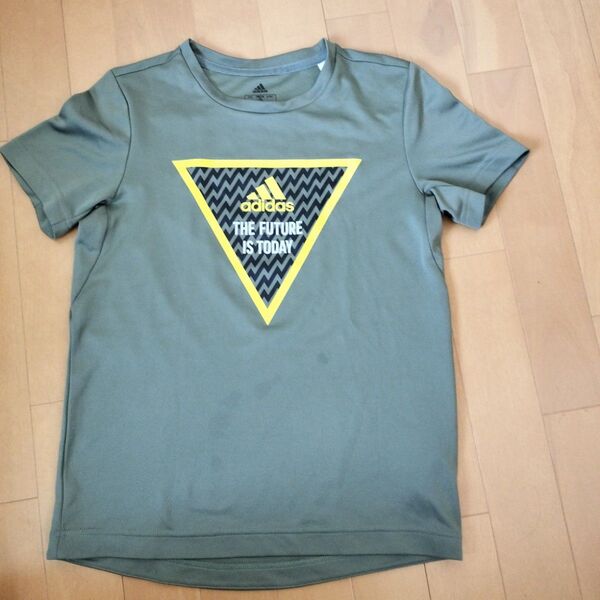 Tシャツ adidas 150cm