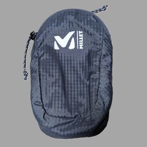 MILLET ショルダーポーチ ヴォヤージュ パッデッド ポーチ(インク)
