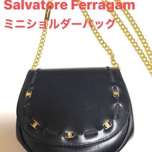 【ヴィンテージ】Salvatore Ferragamo ブラックミニショルダーバッグ