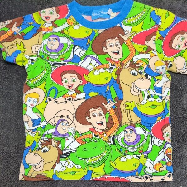 ディズニー トイストーリー 総柄Tシャツ 100