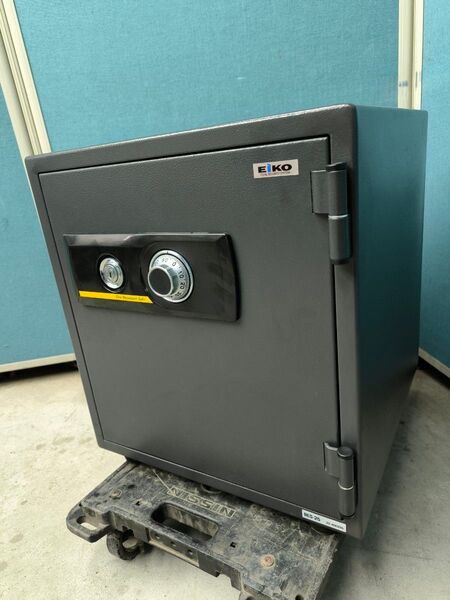 【エーコー】家庭用 小型 耐火金庫 ダイヤル式 55kg A4ファイル収納可/BES-25