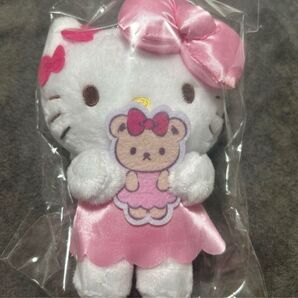サンリオ ファミマ限定 ハローキティ 50周年 ぬいぐるみキーホルダー