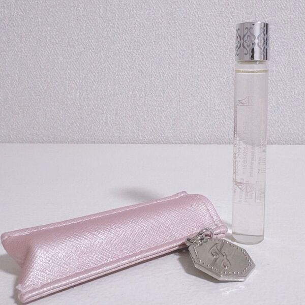【新品未使用】JILLSTUART 香水 オード ロージーズ 10ml