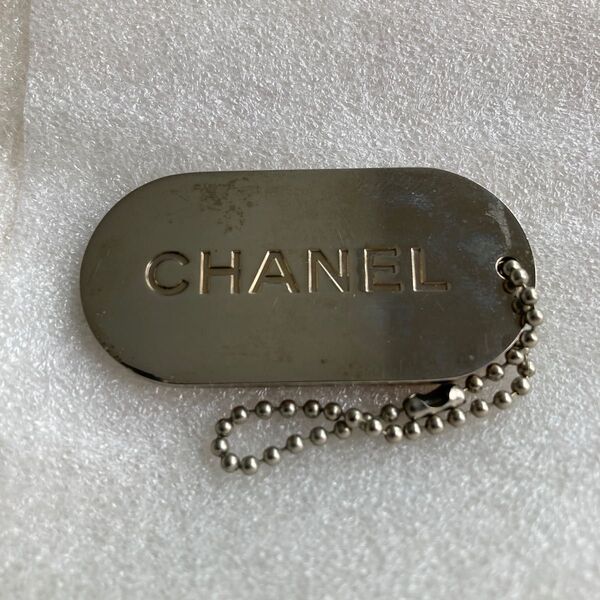 CHANEL/シャネル■キーチャーム 非売品 ドッグタグ キーホルダー ペンダント キーチェーン■シルバー×イエロー/ゴールド
