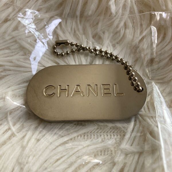 CHANEL/シャネル■キーチャーム 非売品 ドッグタグ キーホルダー ペンダント キーチェーン■シルバー×グリーン/ゴールド