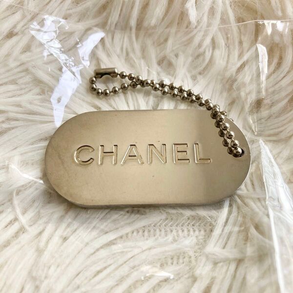 CHANEL/シャネル■キーチャーム 非売品 ドッグタグ キーホルダー ペンダント キーチェーン■シルバー×グリーン/ゴールド
