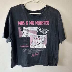 半袖Tシャツ コミック ブラック ダークグレー ピンク 吸血鬼 ダメージ加工 vintage風 90s Mサイズ