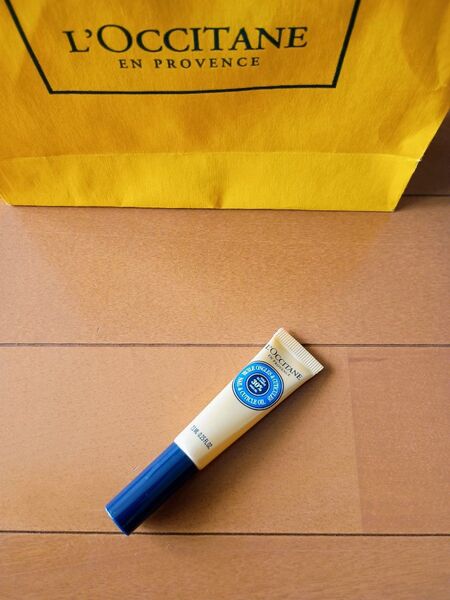 【新品 未使用 未開封】L'OCCITANE ロクシタン シアネイルオイル 7.5ml / ネイルケア スキンケア ロクシタン