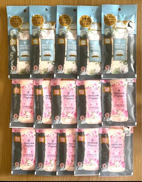 レノア アロマジュエル お試し1回分 香り付けビーズ ホワイトティー5個 ブルーミングブロッサム10個