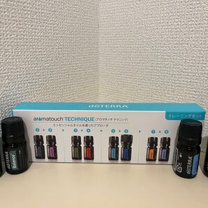 doTERRA アロマタッチテクニック他4点セット