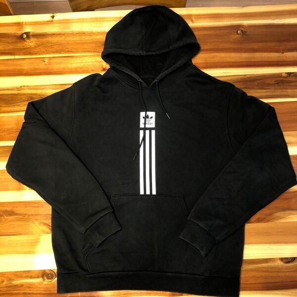 adidas パーカー 黒 ブラック オリジナルス スウェット
