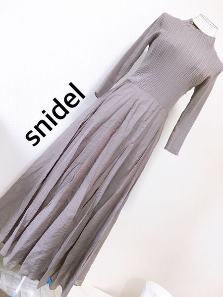 snidel ニットドッキングワンピース ロングフレア プリーツ Sサイズ ワンピース ロング丈