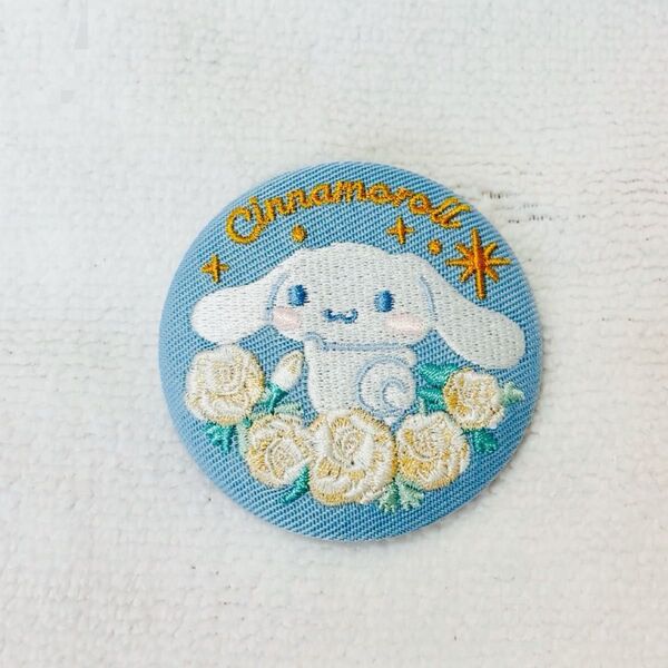 サンリオキャラクターズ トレーディング 花言葉 刺繍缶バッジ シナモロール 清らかな心 サンリオ Sanrio