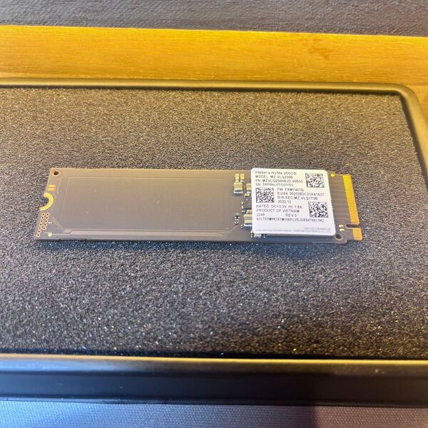 Samsung PM991a 256GB NVMe M.2 SSD 動作確認済み/使用時間800h