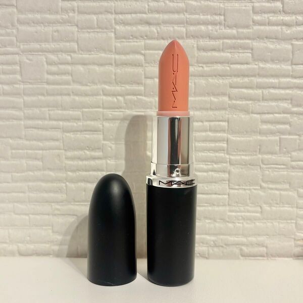 MAC マキシマルスリークサテンリップスティック ミス MYTH m1