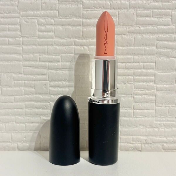 MAC マキシマルスリークサテンリップスティック ミス MYTH m2