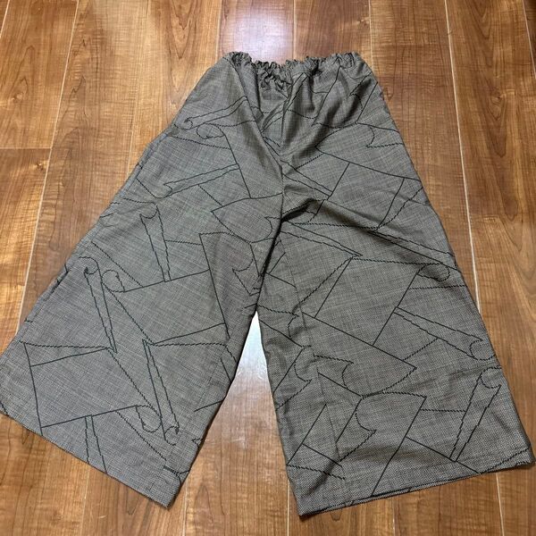 大島紬ウエスト総ゴム楽ちんワイドパンツ 黒とこげちゃ 遠目には無地っぽい 丈80 作ってから未使用