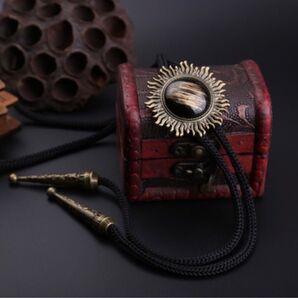 ループタイ ヴィンテージ ゴールド ユニセックス 個性的 おしゃれ 黒