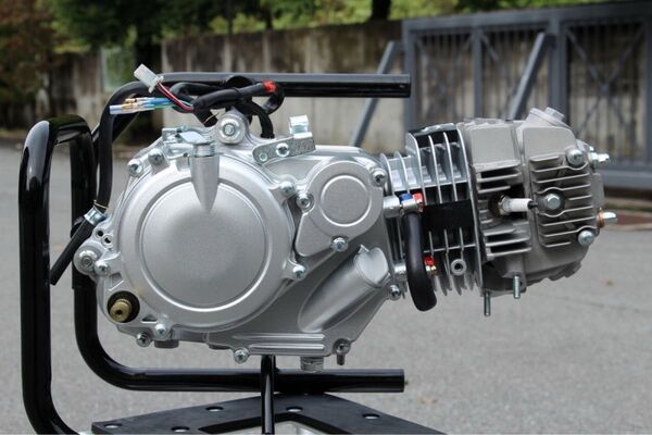 残1機!!GPX125 新品未使用 パフォーマンスZ-1型 GPX 125ccエンジン モンキー カブ ゴリラ DAX シャリー