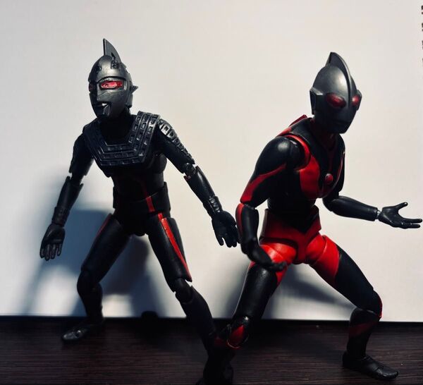 S.H.フィギュアーツ ウルトラマン リペイント ウルトラマンダーク ウルトラセブンダーク セット BANDAI