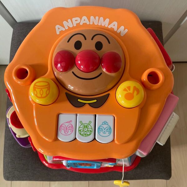アンパンマン おおきなよくばりボックス〔知育玩具〕 アンパンマン