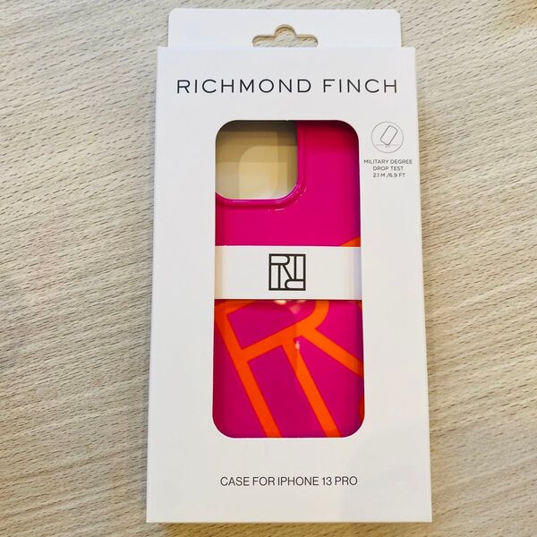 Richmond Finch iPhone 13Pro ケース