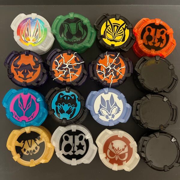 仮面ライダーギーツ ライダーIDコア セット DX 仮面ライダー