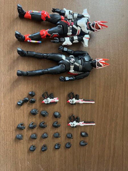 フィギュアーツ 仮面ライダーギーツ マグナムブーストフォーム エントリーレイズフォーム まとめ売り