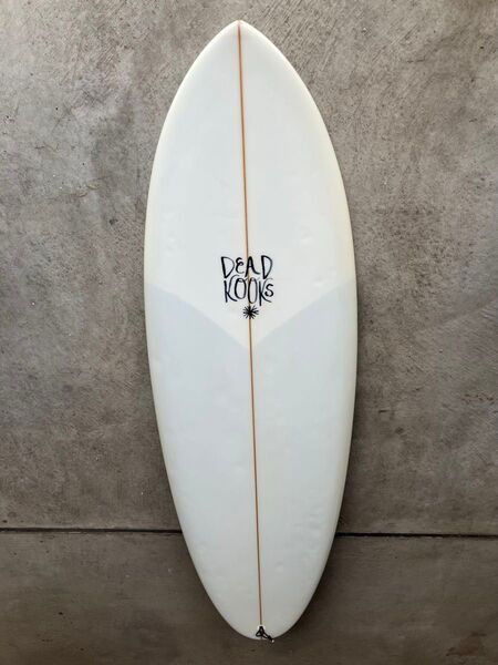 送料込み DEADKOOKS WhiteHeart サーフボード デッドクークス 5'8 クアッド シングル 5フィン