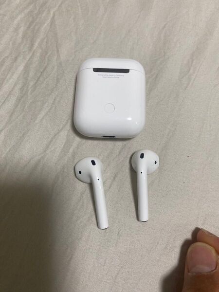 Apple AirPods(第2世代)右耳 左耳 充電ケース