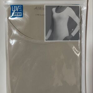 新品!ユニクロ エアリズムUVカットUネックT(八分袖) Mサイズ
