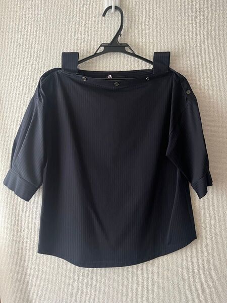 UNTITLED アンタイトル 半袖ストライプブラウス プルオーバー 紺