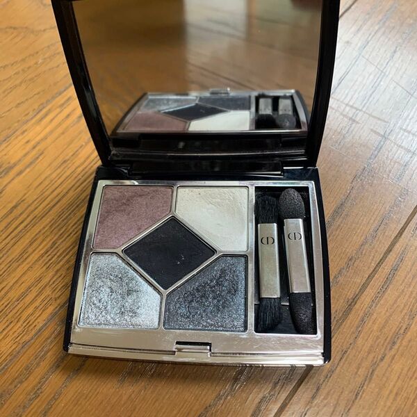 Dior アイシャドウパレット グレー・シルバー系