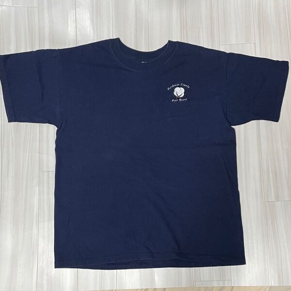 アメリカ直輸入ワンポイント刺繍Tシャツ ネイビーUSサイズL身幅約55、着丈約70、コットン100%、ユーズド品洗濯済みです。