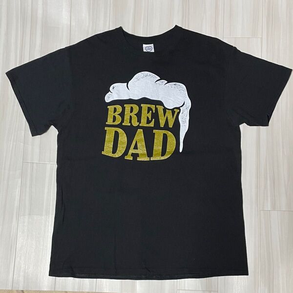 アメリカ直輸入プリントTシャツUSサイズL身幅約55、着丈約71、ユーズド品洗濯済み。プリント部分綺麗です。黒Tシャツお探しの方に