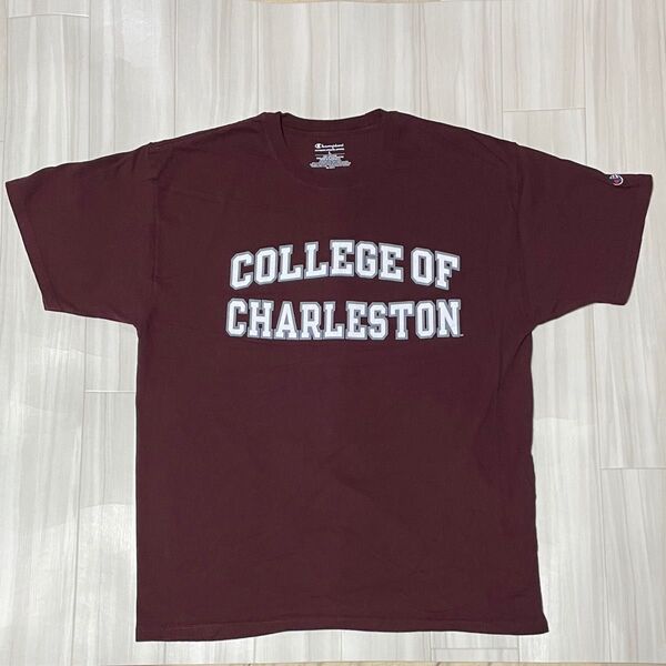 Champion Charleston大学TシャツUSサイズL身幅約53、着丈約70、ユーズド品洗濯済み。プリント部分他綺麗です。
