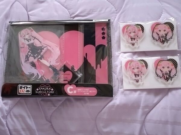 タイトーくじ桜ミク クリアスタンド、クリアバッジ