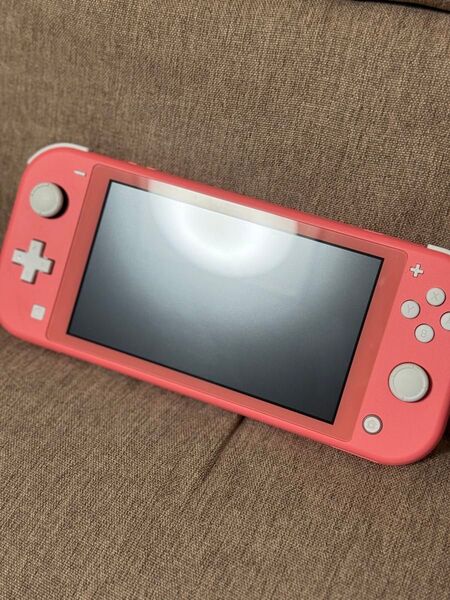 Nintendo Switch Lite ニンテンドースイッチライト コーラルピンク 任天堂 スイッチライト スイッチ