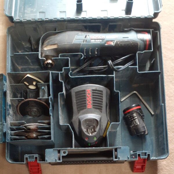 BOSCH マルチツール GMP10.8V-LI セット