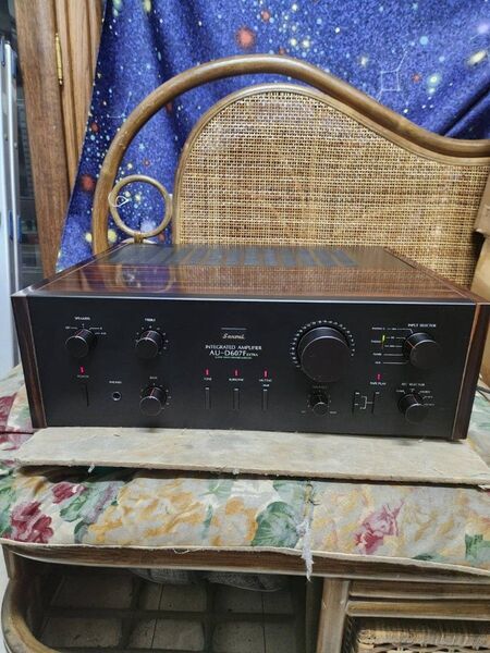 フルレストア整備済!完動超美品!山水プリメインアンプAU-D607F EXTRA