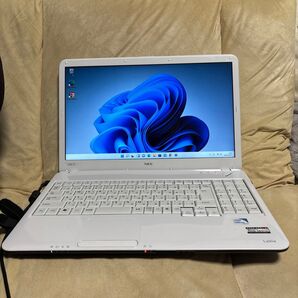 半分ジャンク品になります。 NEC LaVie ノートパソコン ホワイト