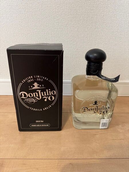 DonJulio 70. Cristalino テキーラ 750ml