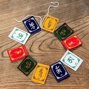 五色旗 タルチョー ルンタ チベット マニ旗 祈祷旗 タルチョク アジアの旗 布