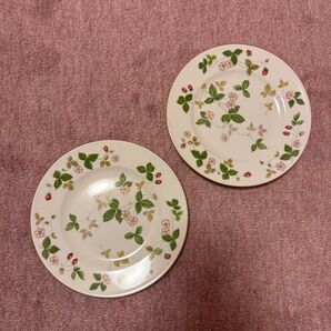 新品 ウェッジウッド ワイルドストロベリー 21センチプレート 2枚セット