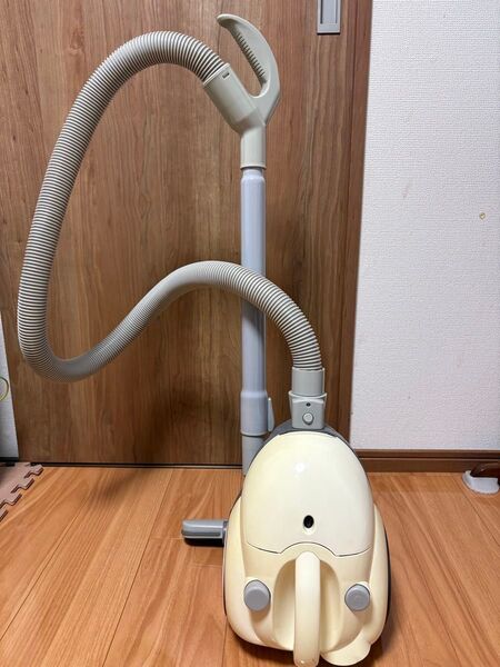 ニトリ 紙パック式掃除機 キャニスター型機 DV-9188 中古