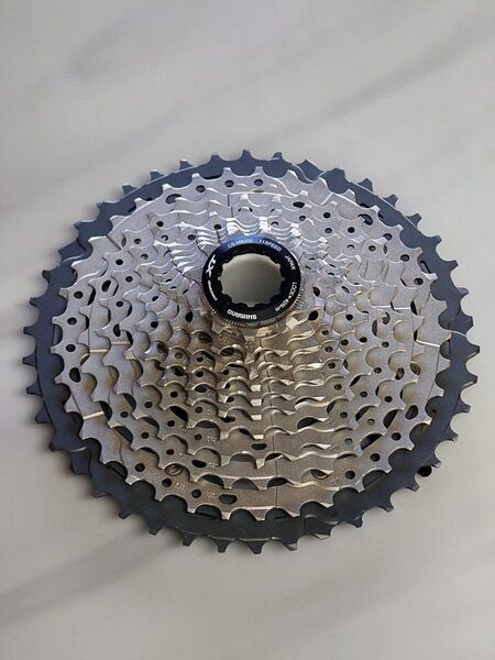 新品未使用 SHIMANO シマノ CS-M8000 11-42T 11s カセット スプロケット 自転車 マウンテンバイク
